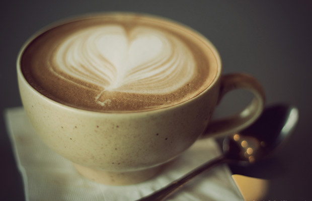 Vyvraťme si 6 největších mýtů o kávě! Srdce Vám capuccino opravdu nezastaví. Spíše naopak!