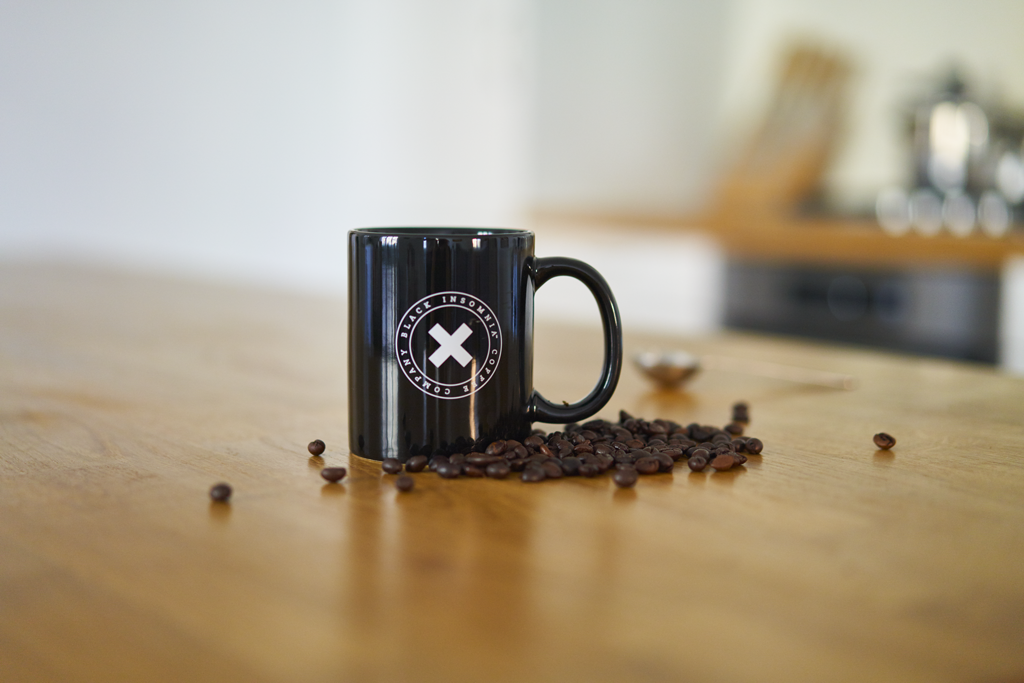 Black Insomnia. Nejsilnější káva na světě má 2x více kofeinu než espresso Black Insomnia. Nejsilnější káva na světě má 2x více kofeinu než espresso